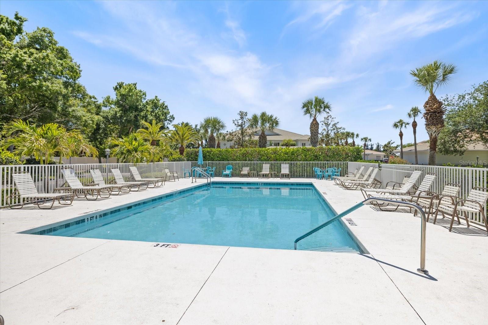 Image 26 of 30 For 300 Gardens Edge Drive 324