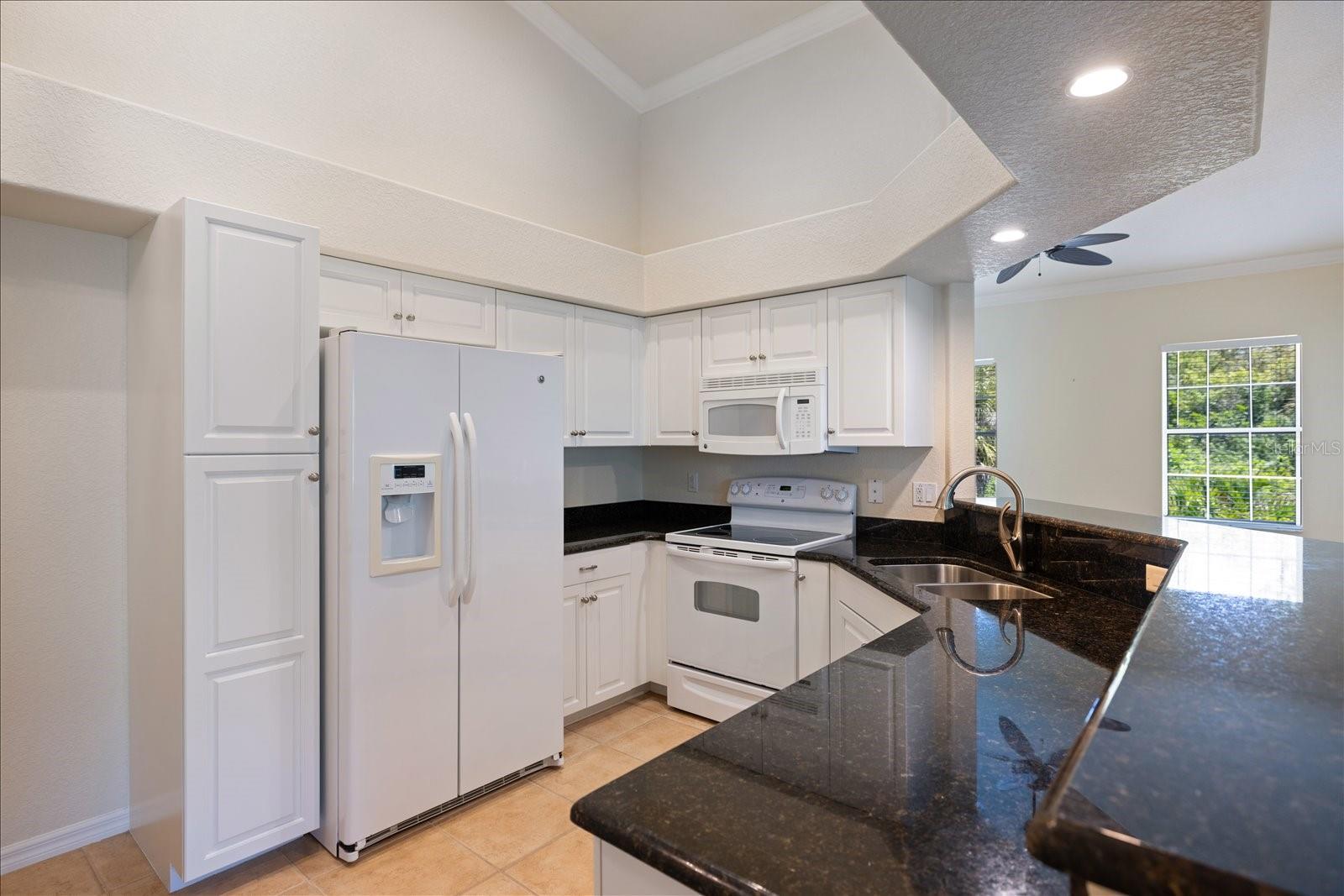 Image 5 of 30 For 300 Gardens Edge Drive 324