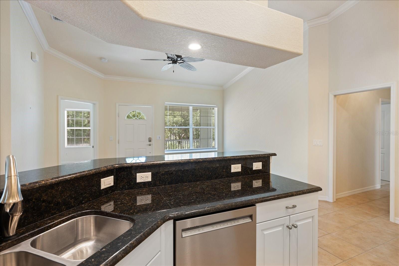 Image 7 of 30 For 300 Gardens Edge Drive 324