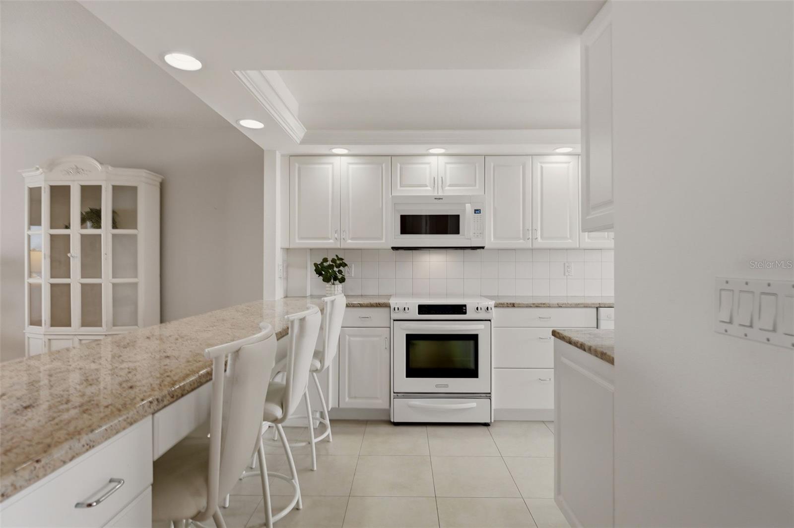 Image 10 of 67 For 1150 Tarpon Center Drive 3d