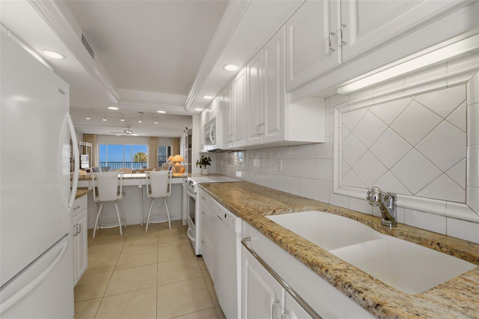 Image 12 of 67 For 1150 Tarpon Center Drive 3d