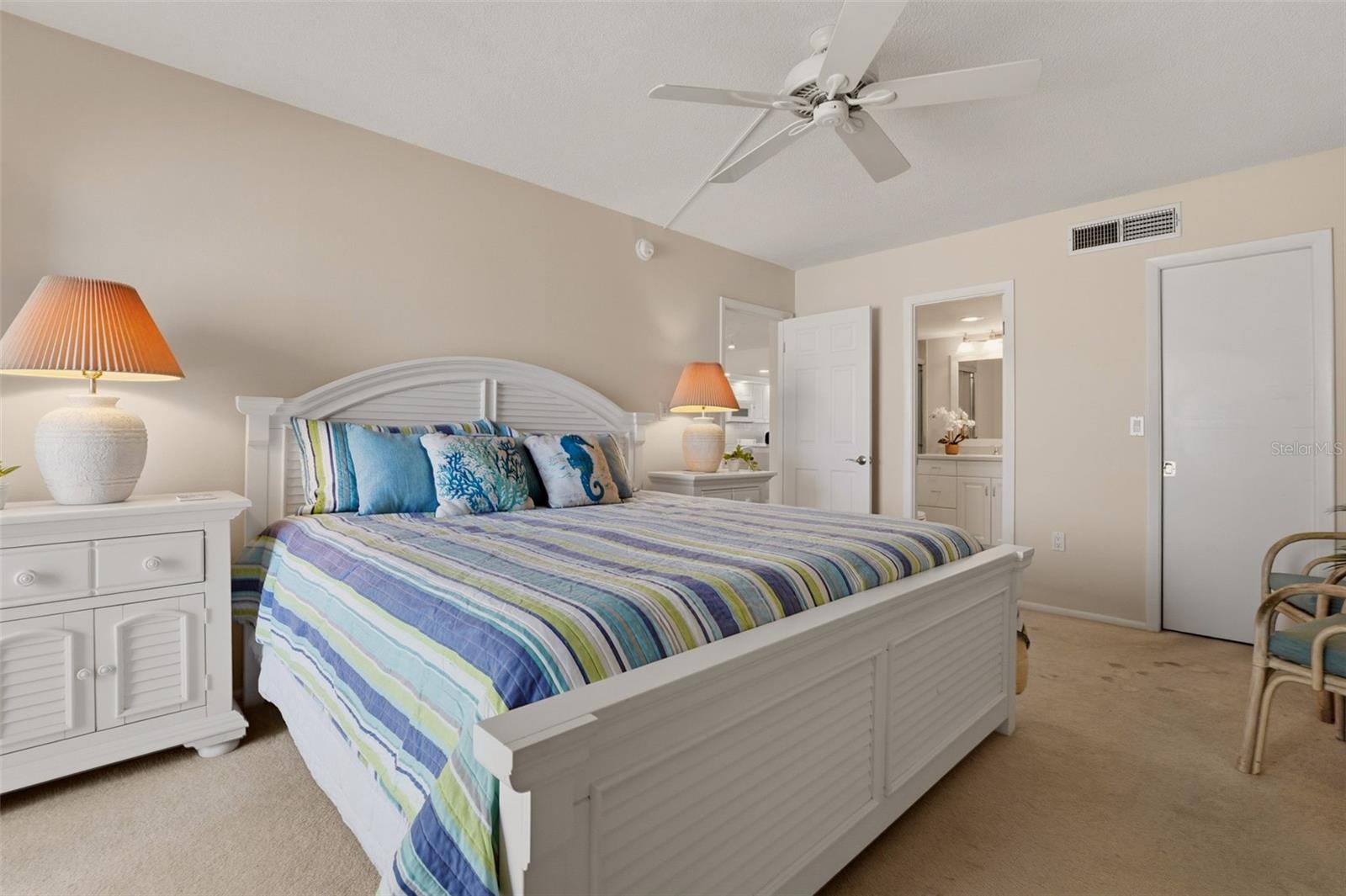 Image 20 of 67 For 1150 Tarpon Center Drive 3d