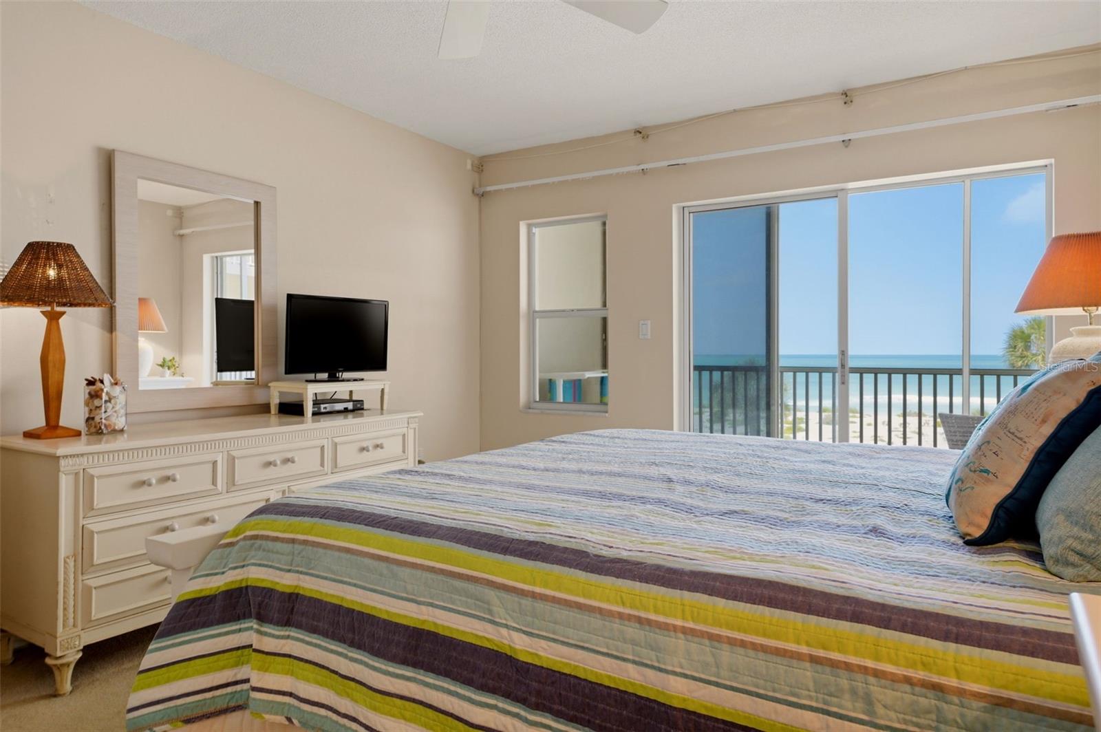 Image 21 of 67 For 1150 Tarpon Center Drive 3d