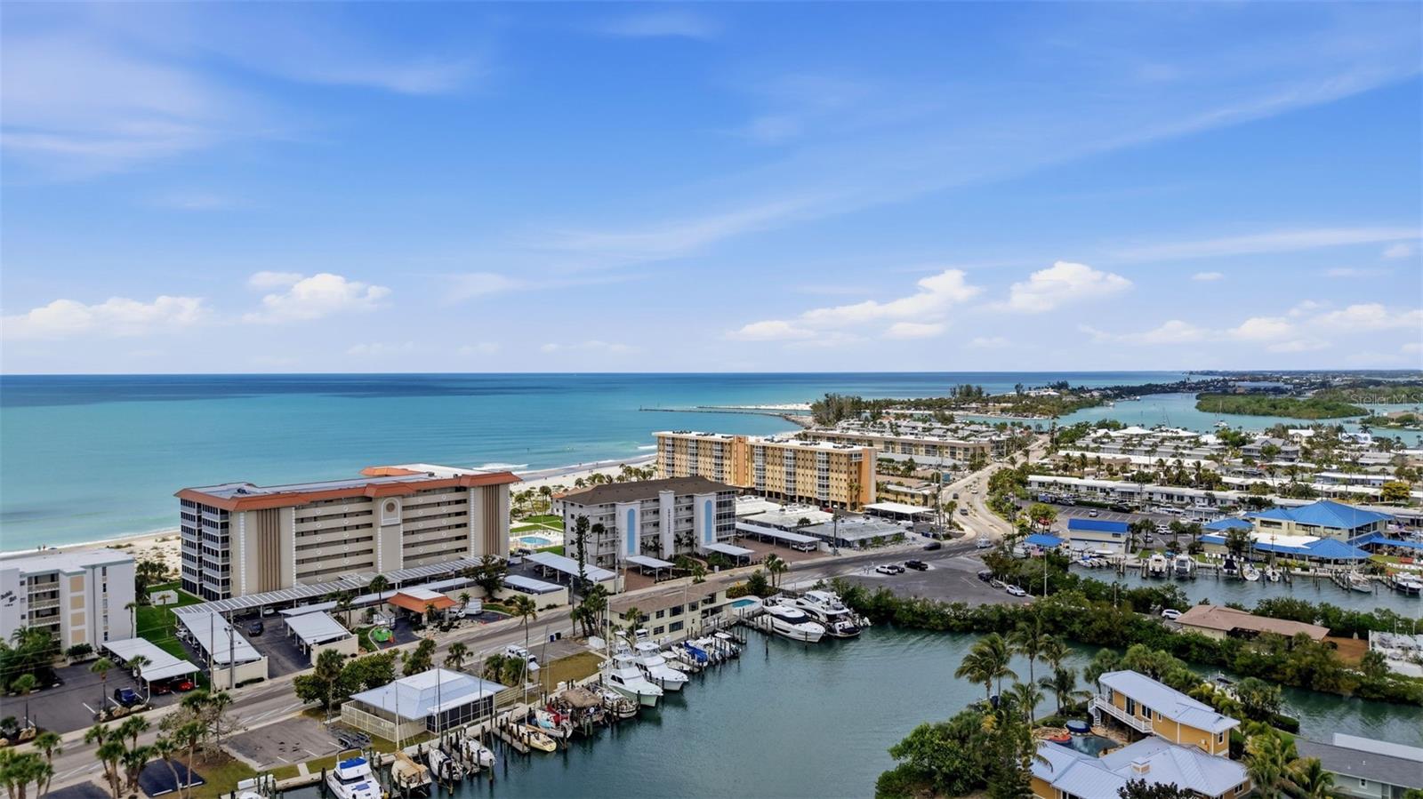 Image 37 of 67 For 1150 Tarpon Center Drive 3d