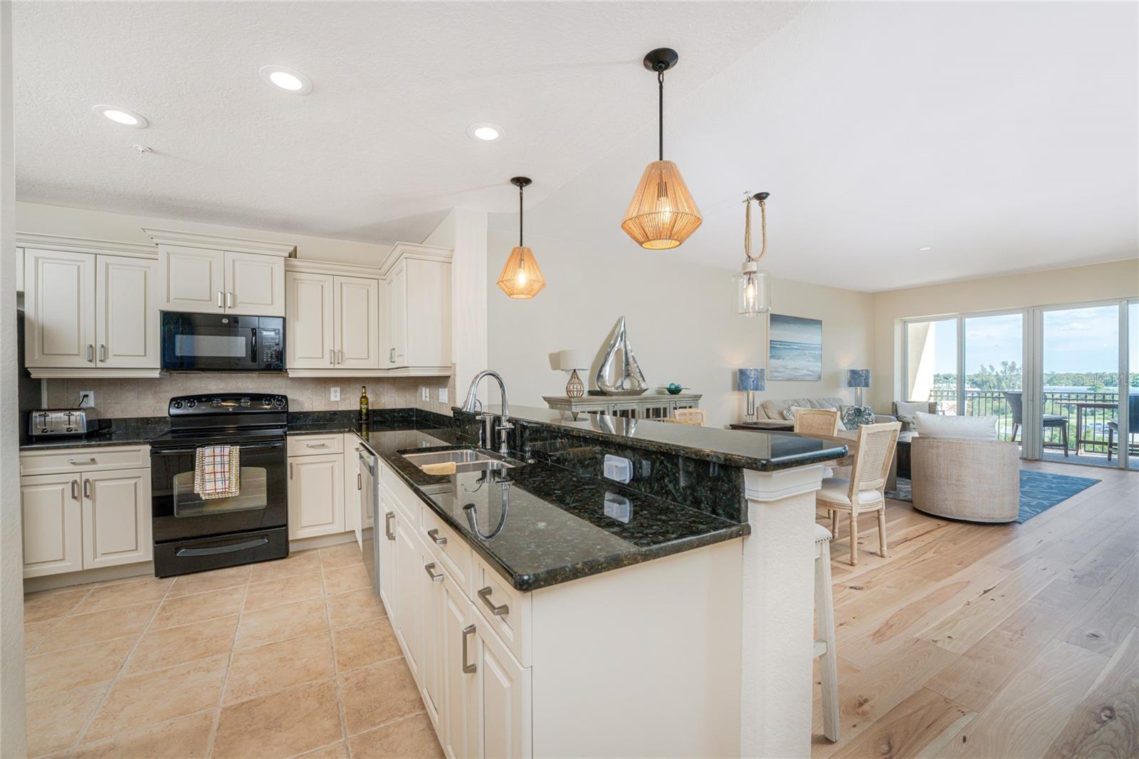 Image 30 of 96 For 167 Tampa Avenue E 513