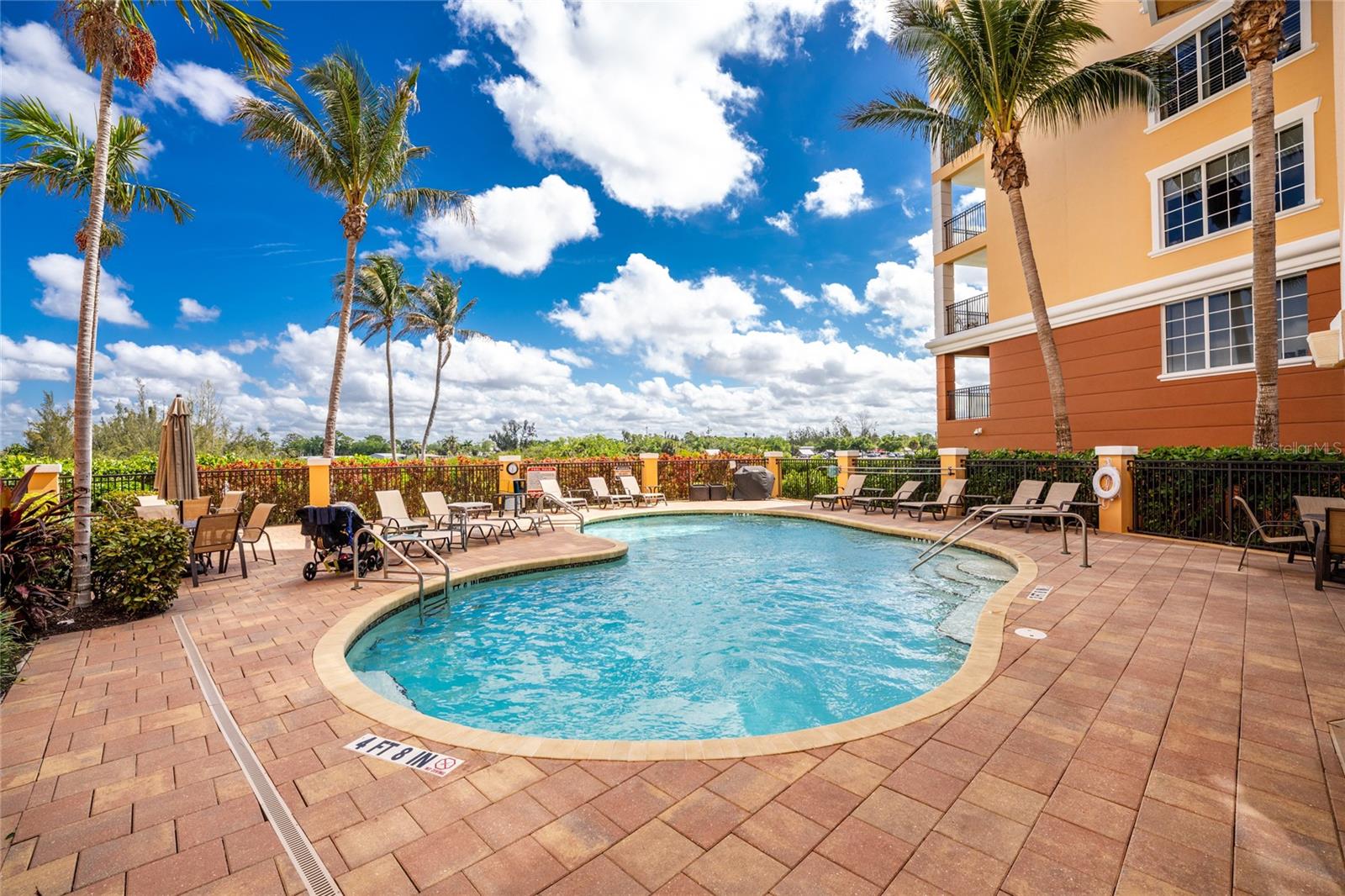 Image 50 of 96 For 167 Tampa Avenue E 513