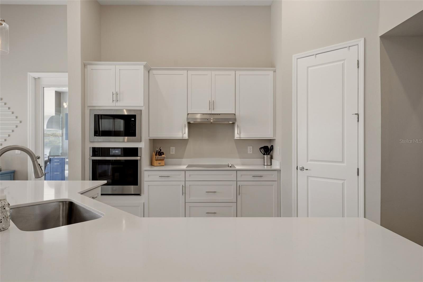 Image 12 of 75 For 12299 Wellen Golf Street