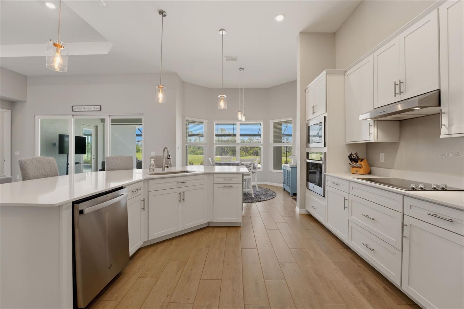 Image 13 of 75 For 12299 Wellen Golf Street