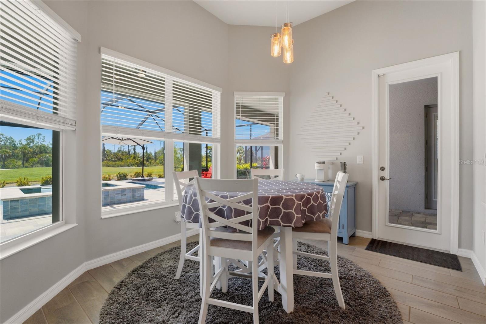 Image 15 of 75 For 12299 Wellen Golf Street