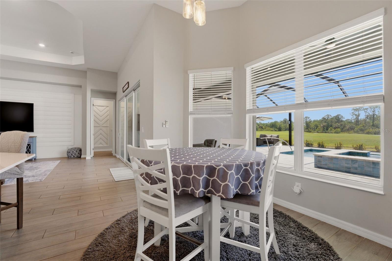 Image 16 of 75 For 12299 Wellen Golf Street