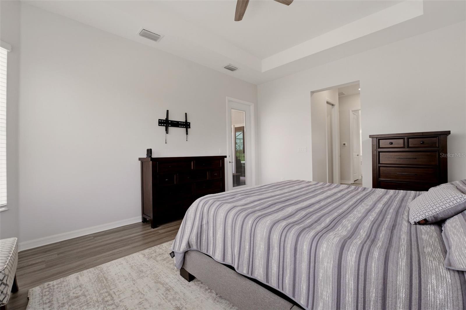 Image 19 of 75 For 12299 Wellen Golf Street