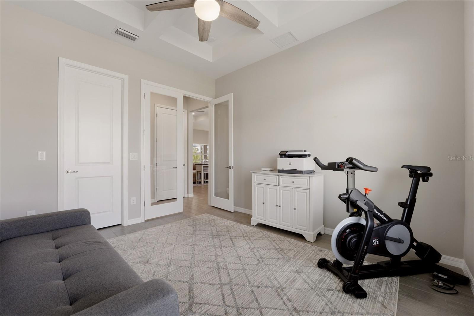 Image 35 of 75 For 12299 Wellen Golf Street