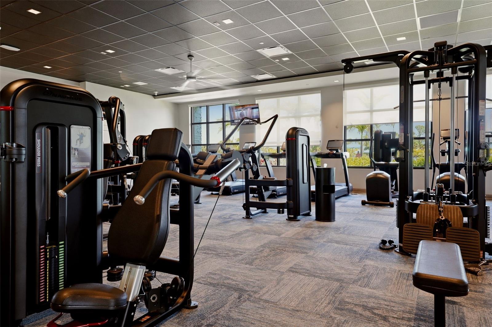 Image 68 of 75 For 12299 Wellen Golf Street