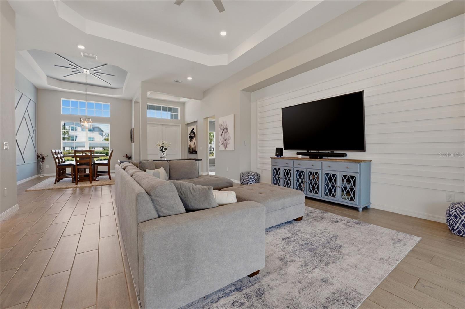 Image 8 of 75 For 12299 Wellen Golf Street