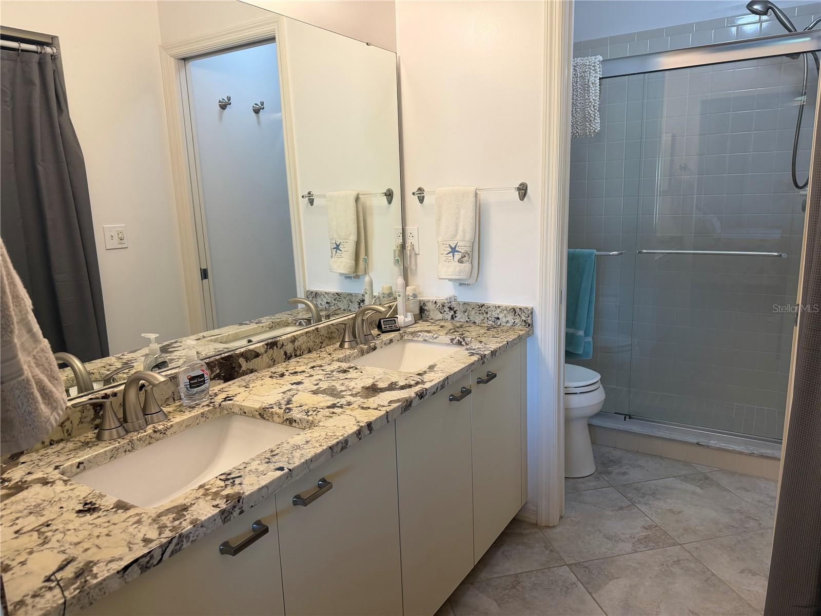 Image 16 of 28 For 880 Bird Bay Drive # 105