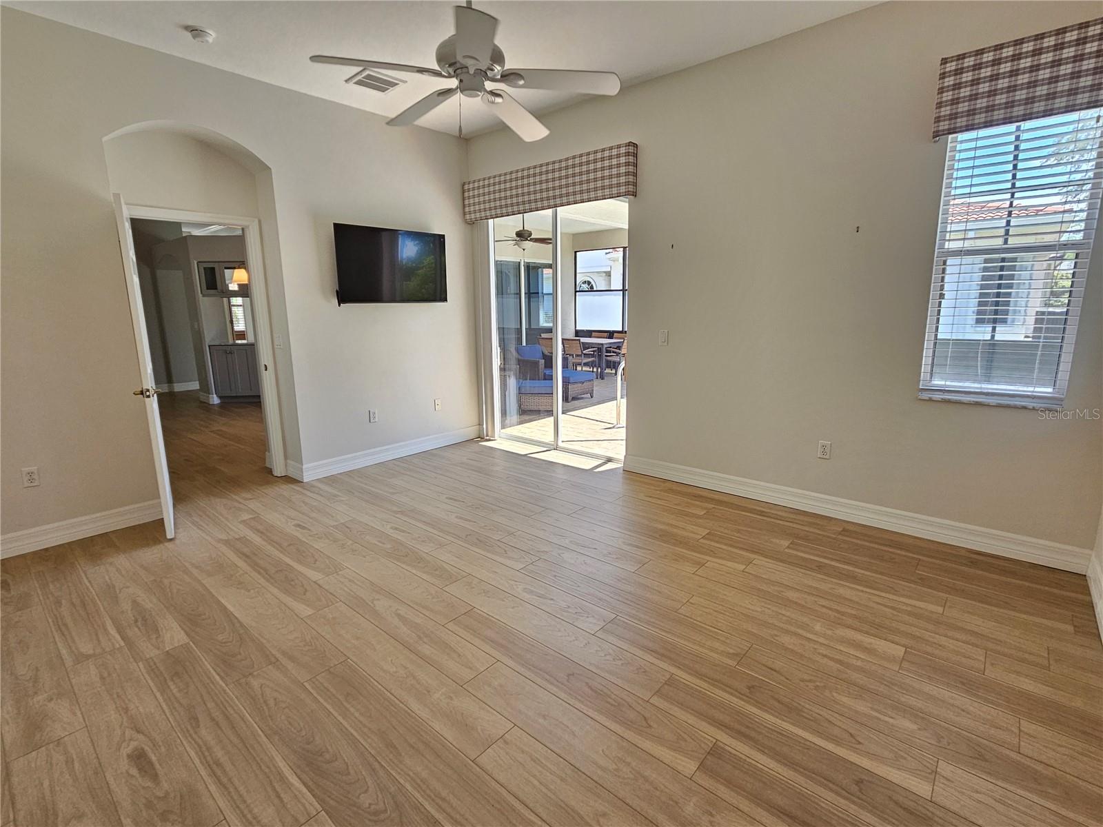 Image 37 of 62 For 330 Rio Terra