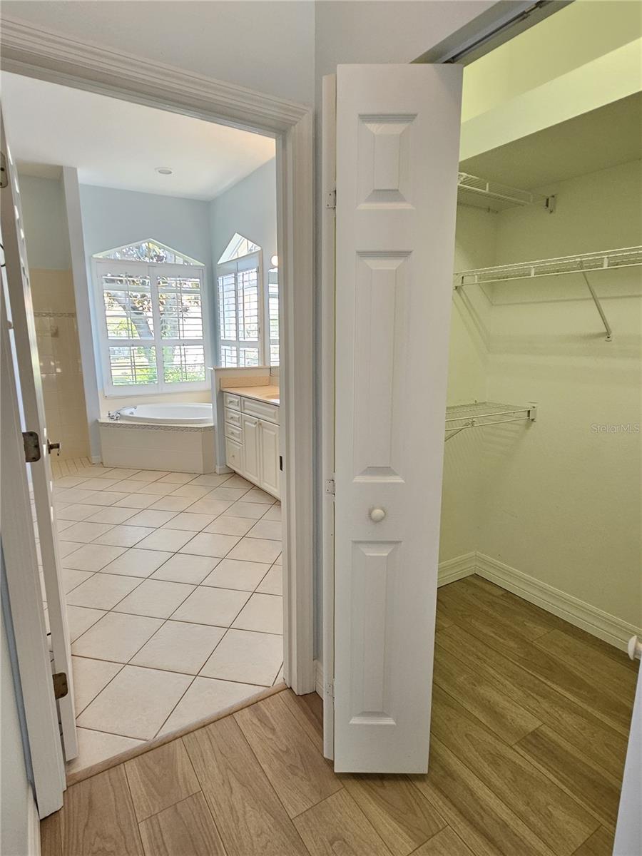 Image 45 of 62 For 330 Rio Terra