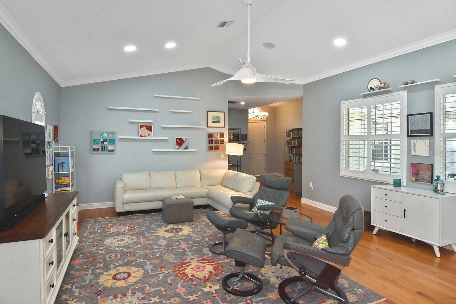 Image 10 of 89 For 232 Pensacola Road