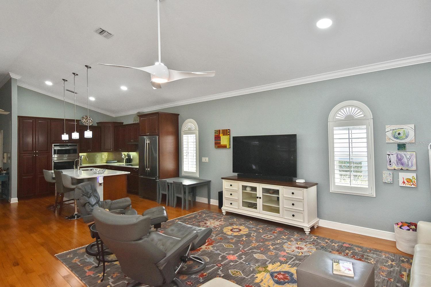 Image 8 of 89 For 232 Pensacola Road