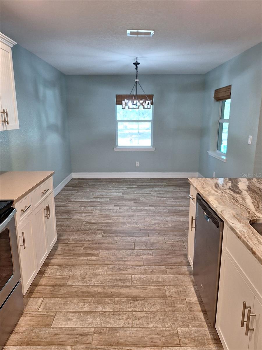 Image 10 of 33 For 132 David Boulevard