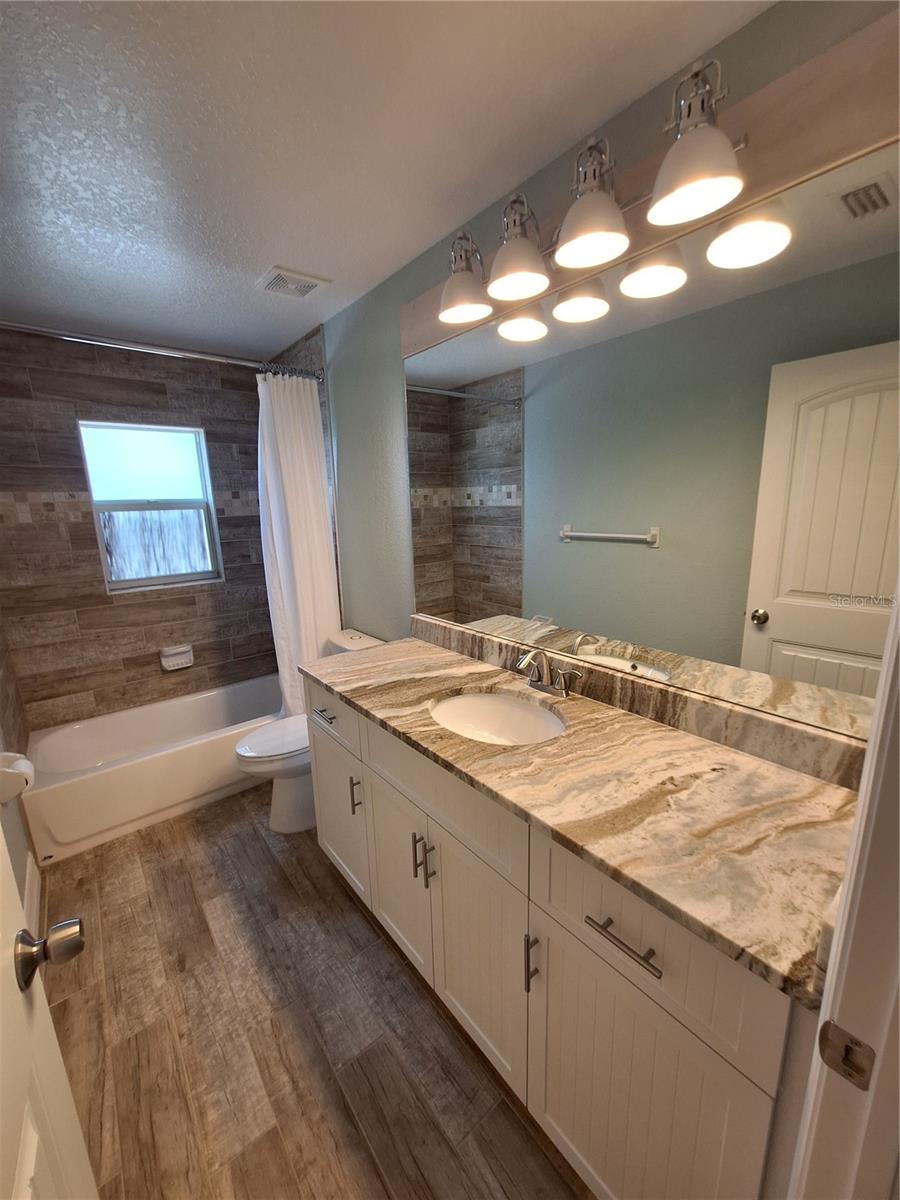 Image 24 of 33 For 132 David Boulevard