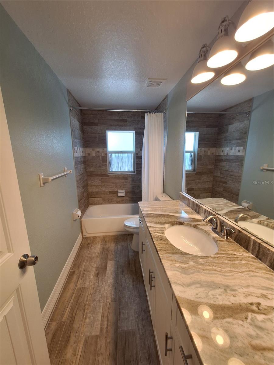 Image 25 of 33 For 132 David Boulevard