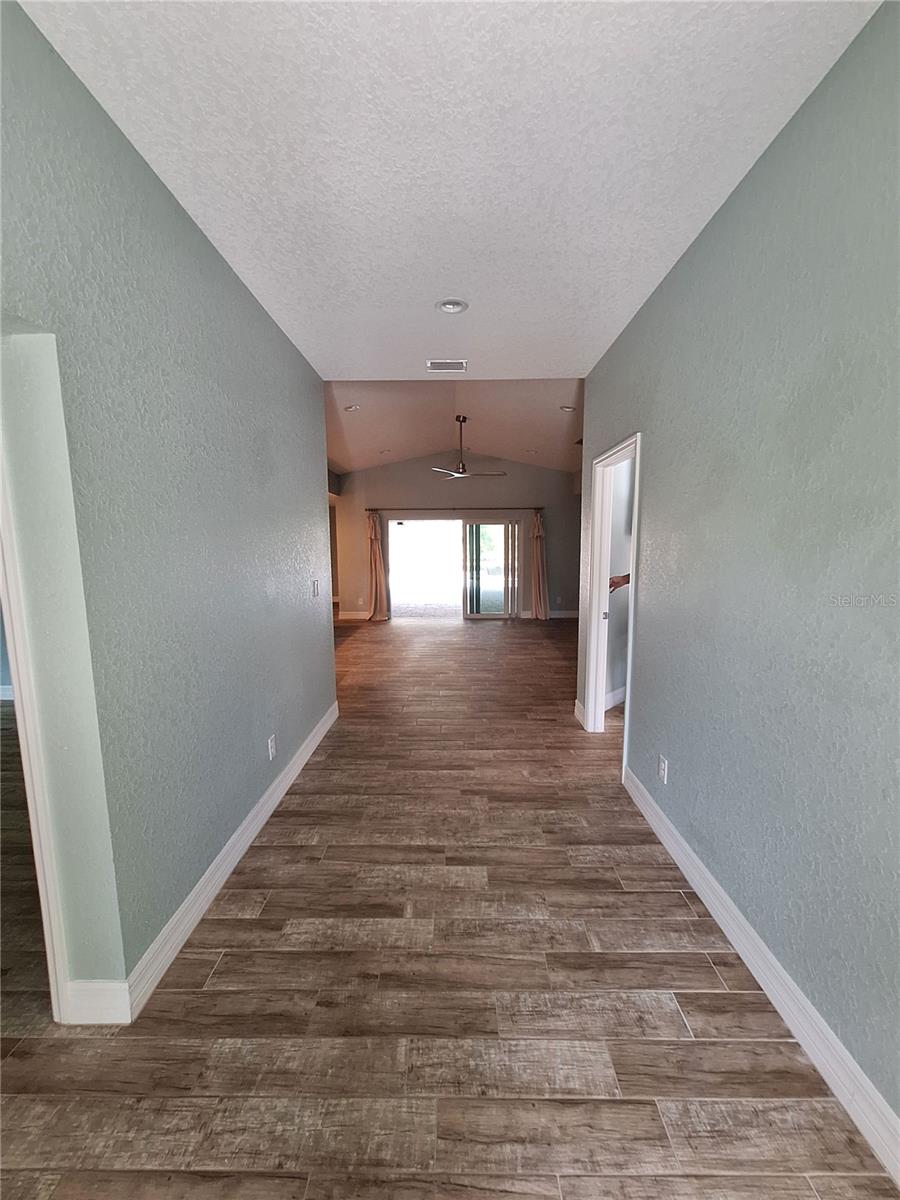 Image 5 of 33 For 132 David Boulevard