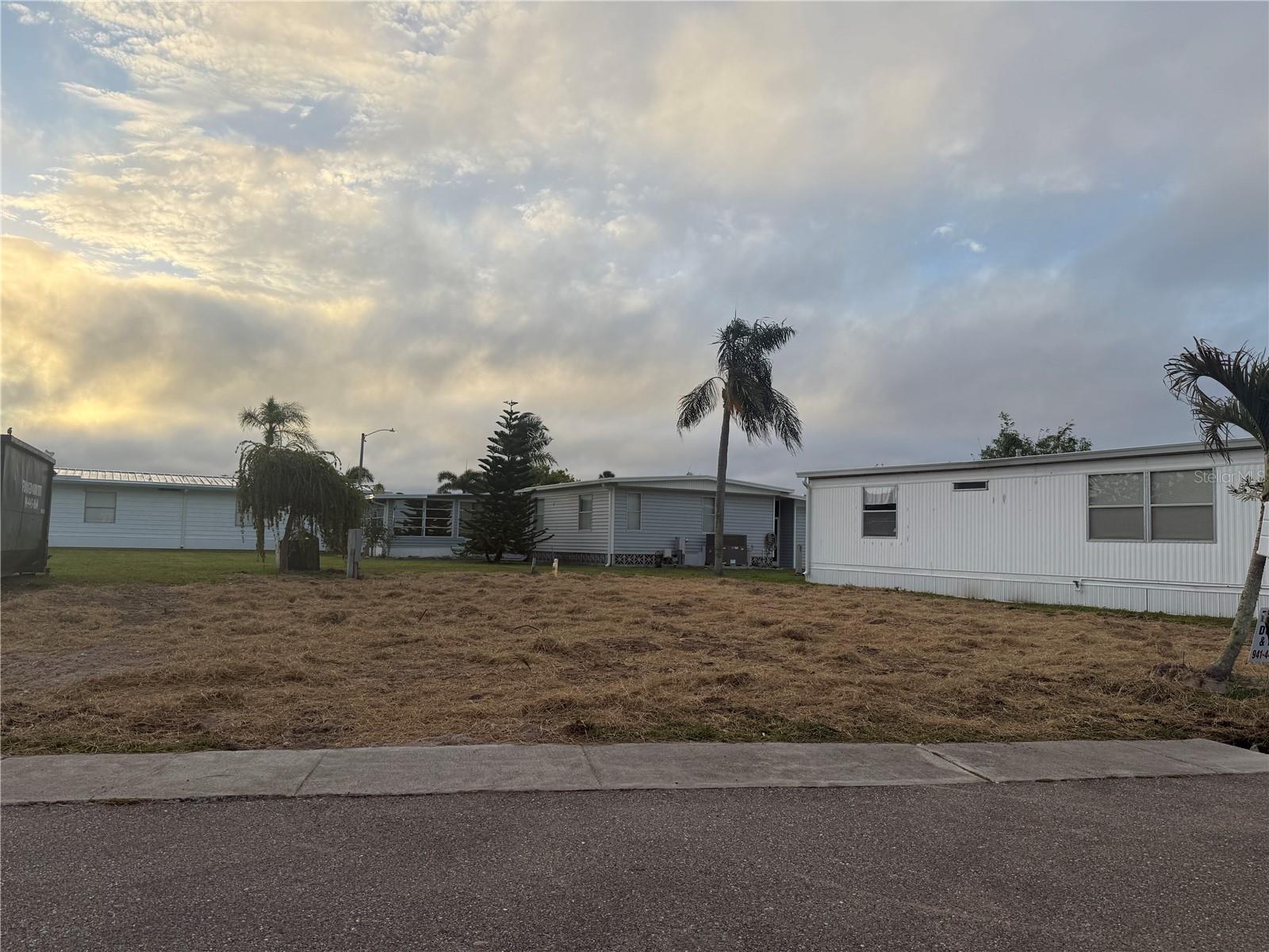 Details for 5621 Sunflower Road, VENICE, FL 34293
