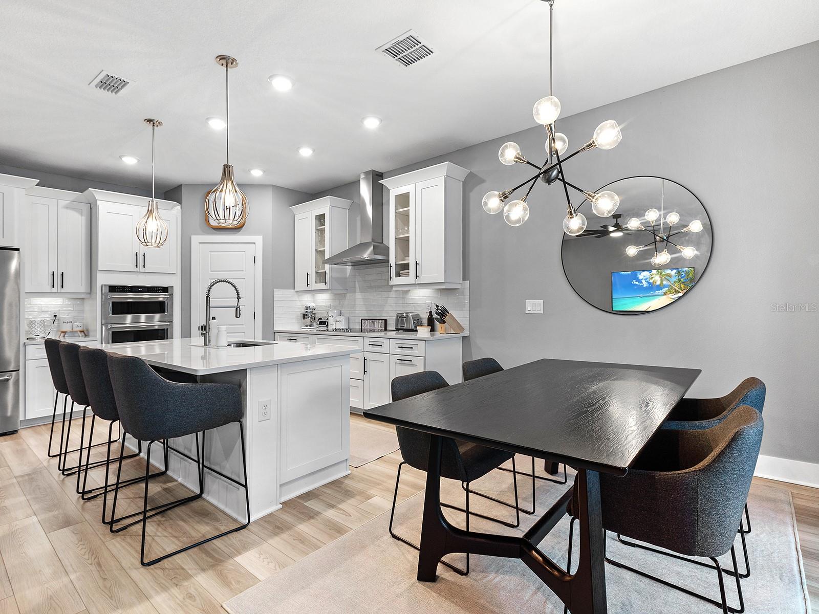 Image 15 of 56 For 192 Daylily Boulevard