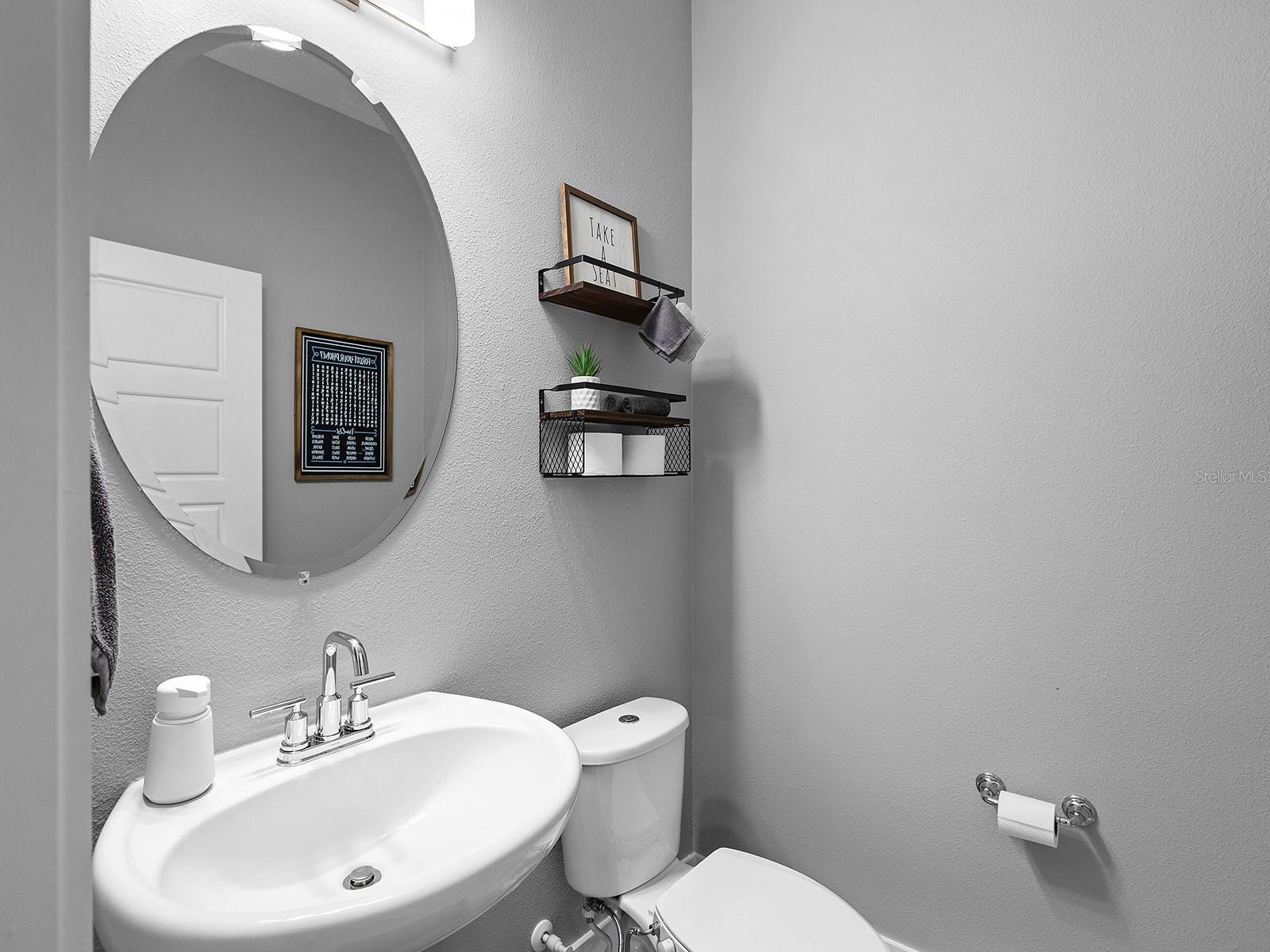 Image 28 of 56 For 192 Daylily Boulevard