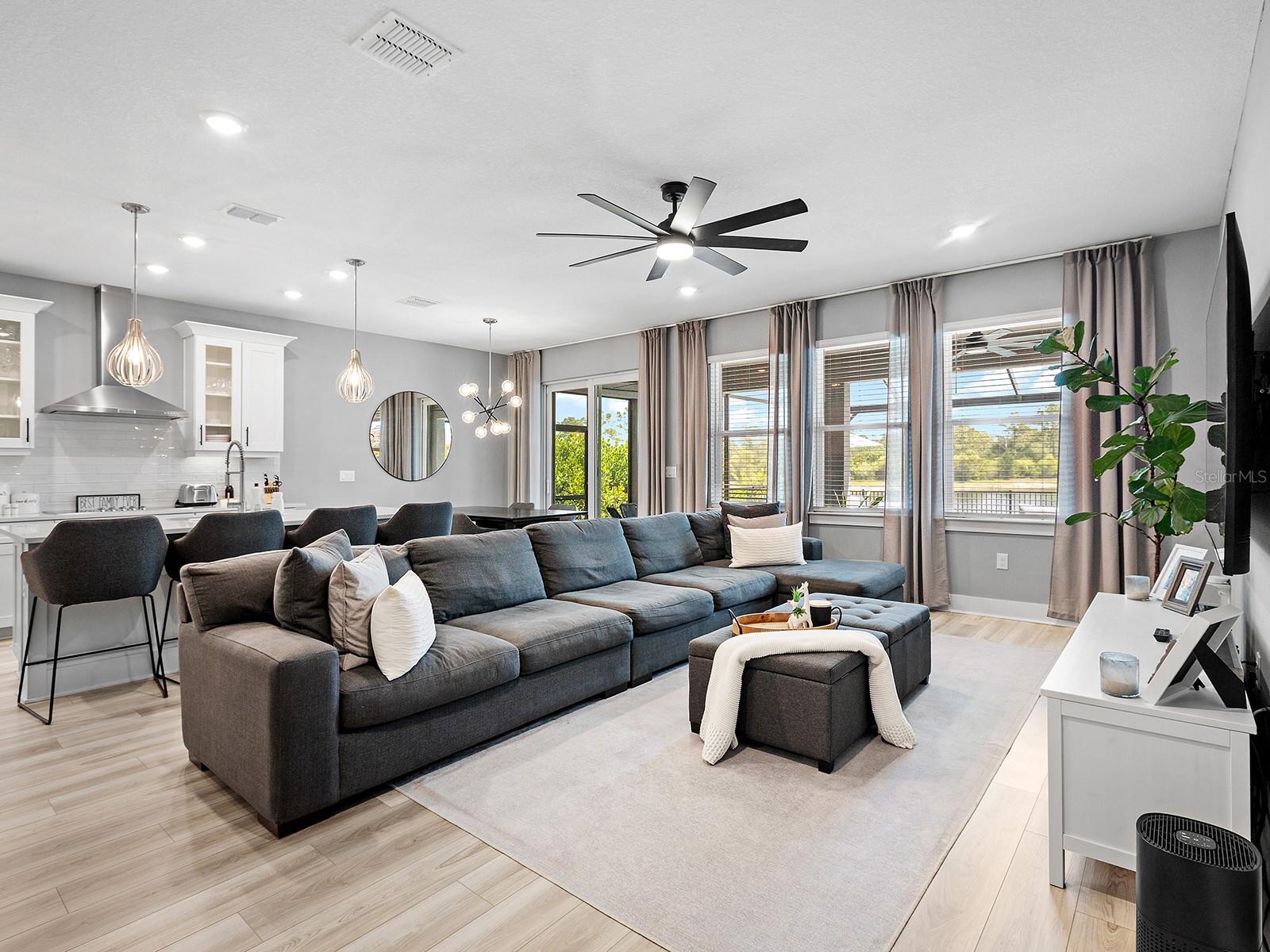 Image 3 of 56 For 192 Daylily Boulevard