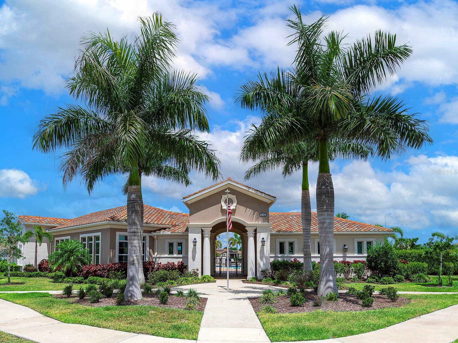 Image 46 of 56 For 192 Daylily Boulevard