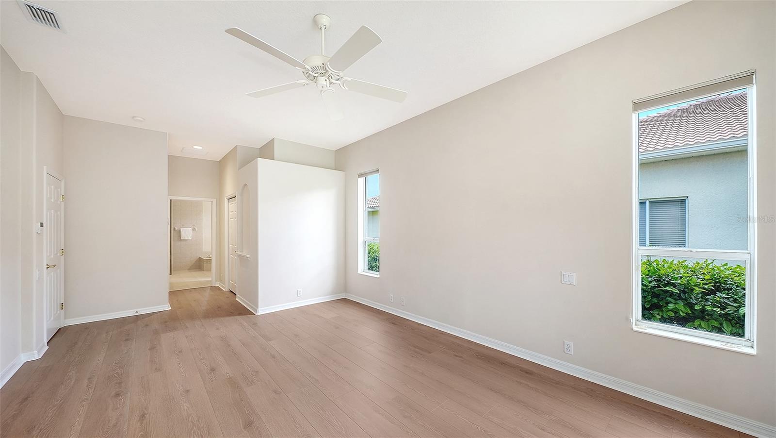 Image 30 of 62 For 1338 Tuscany Boulevard