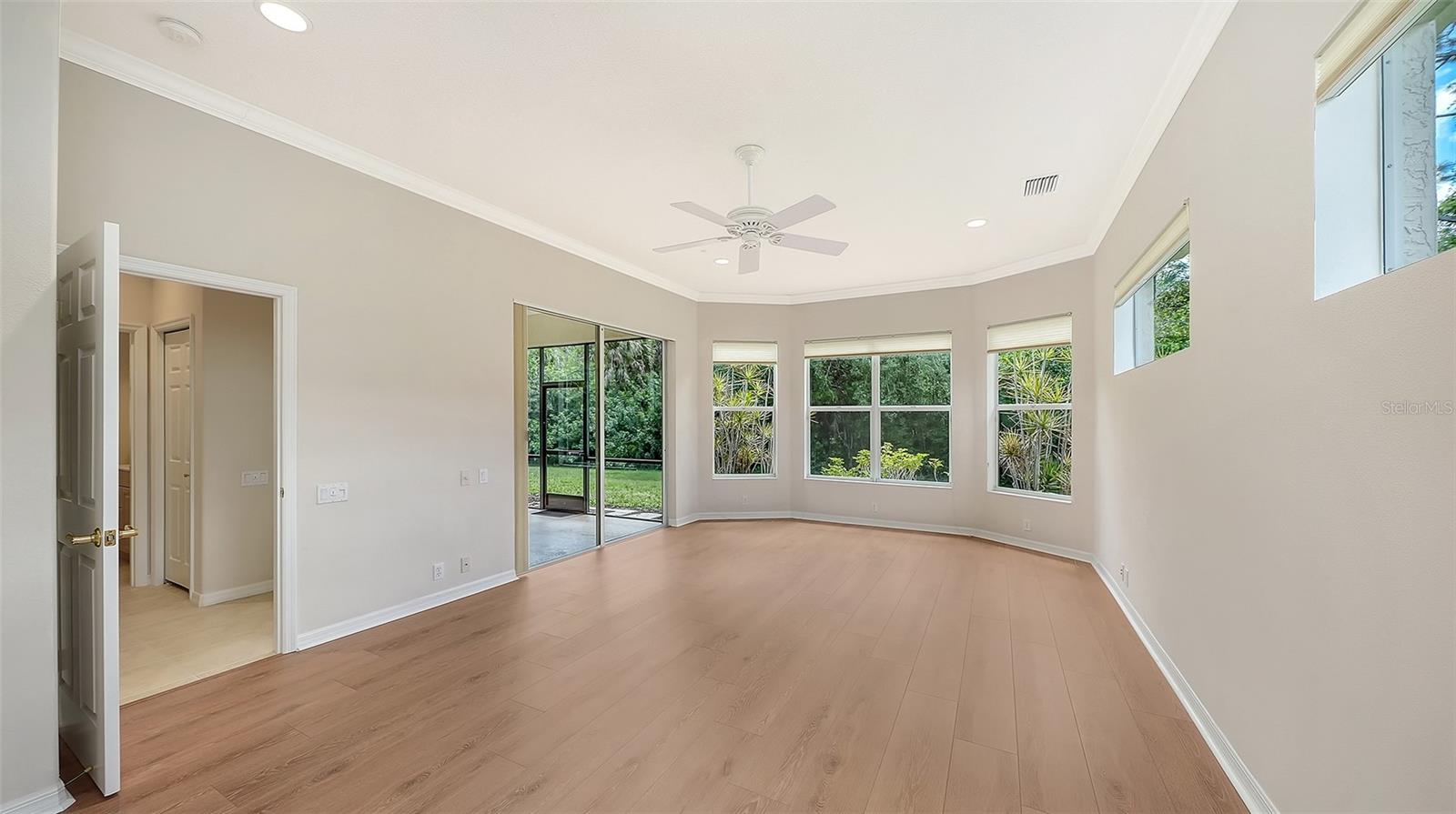 Image 41 of 62 For 1338 Tuscany Boulevard