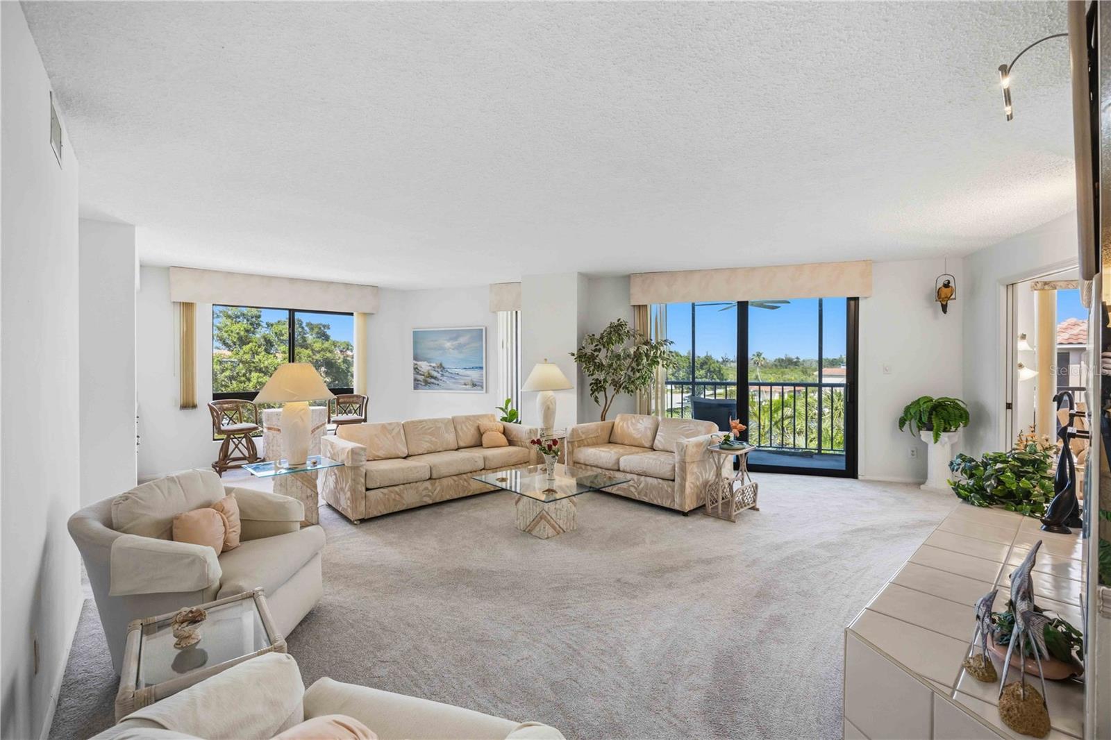 Image 12 of 64 For 25188 Marion Avenue D308