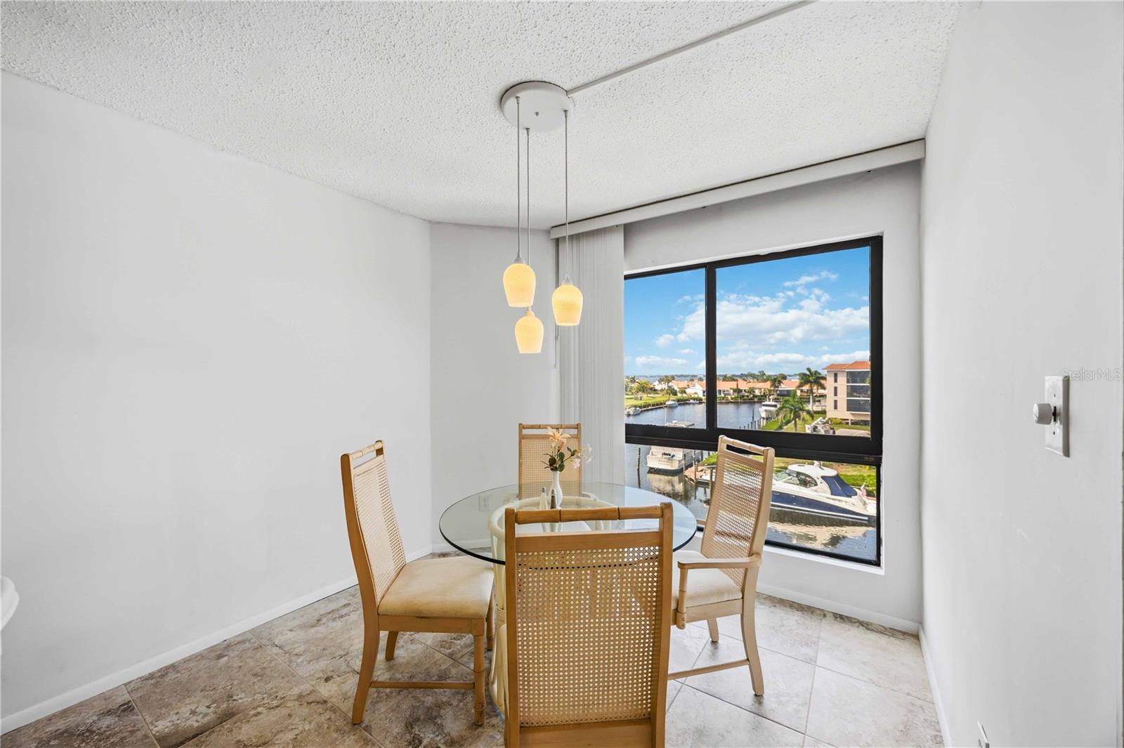 Image 19 of 64 For 25188 Marion Avenue D308