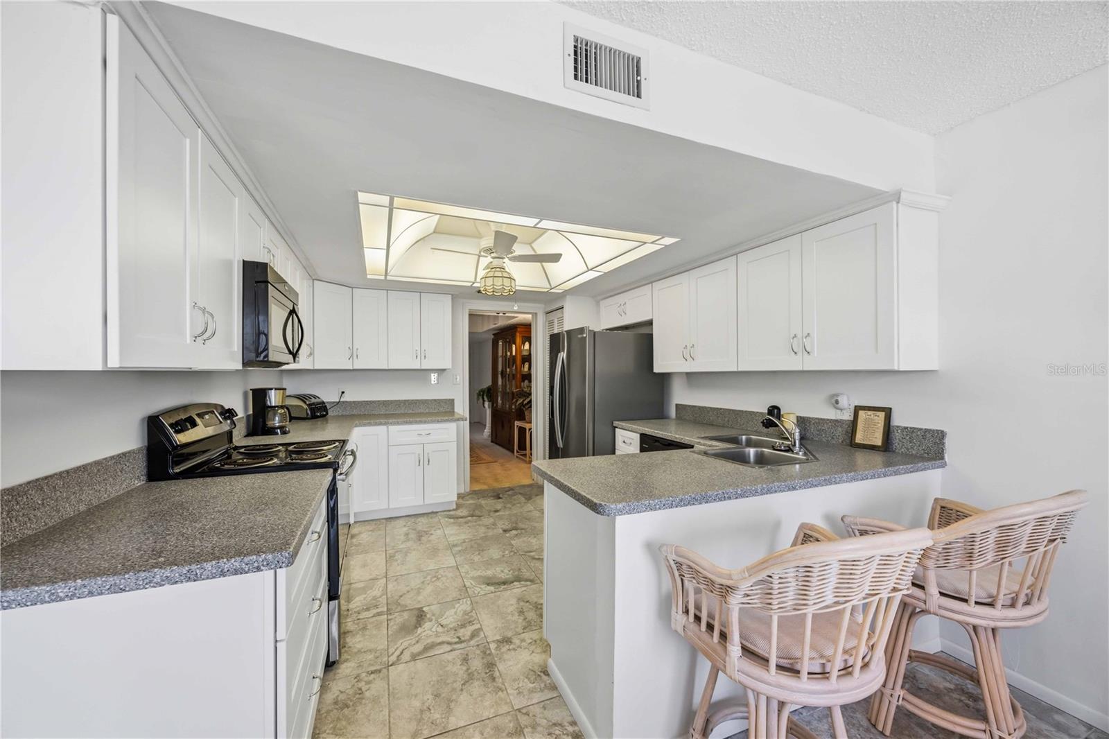 Image 23 of 64 For 25188 Marion Avenue D308