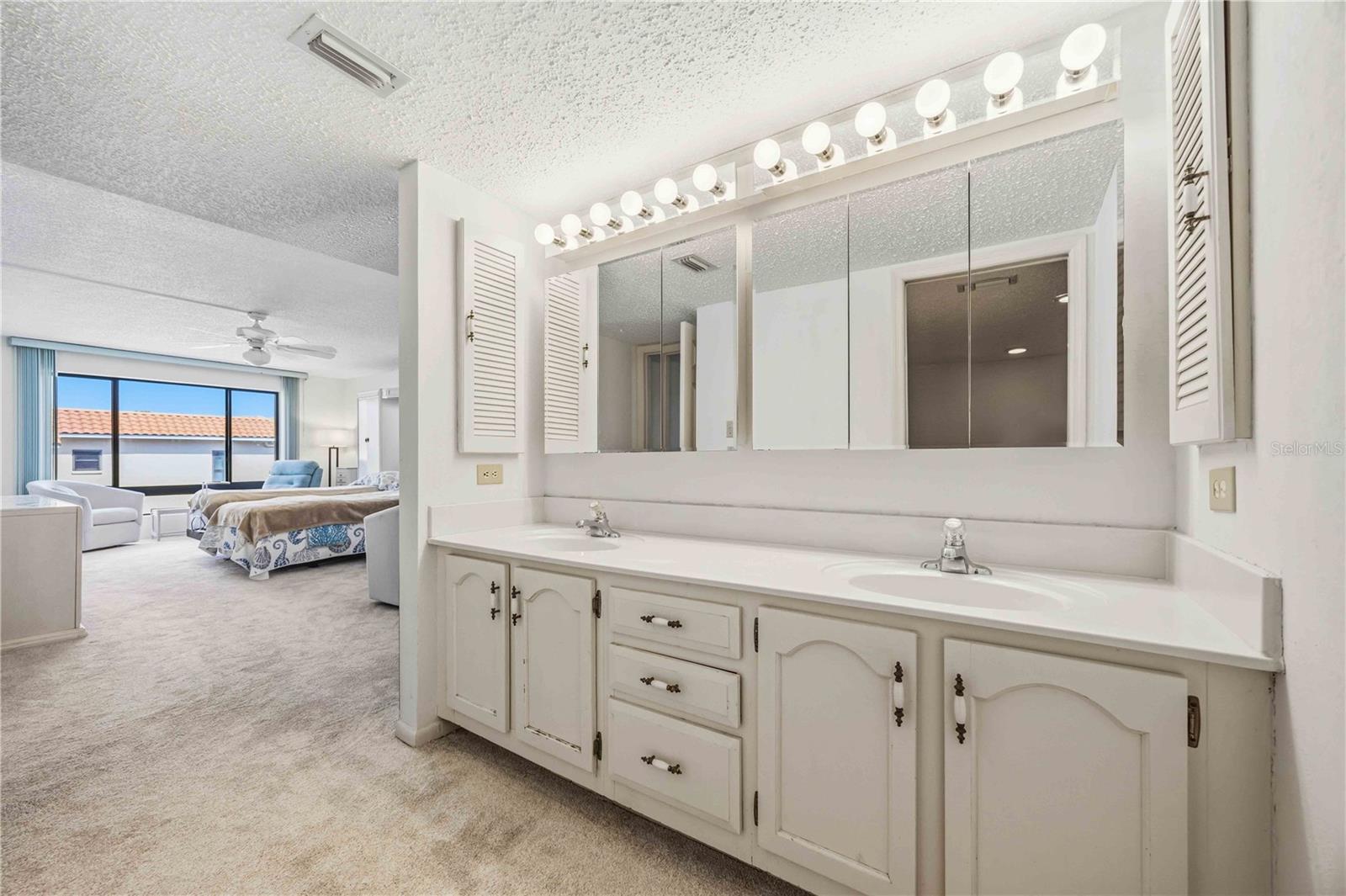 Image 35 of 64 For 25188 Marion Avenue D308