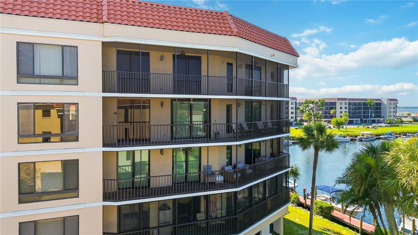 Image 5 of 64 For 25188 Marion Avenue D308