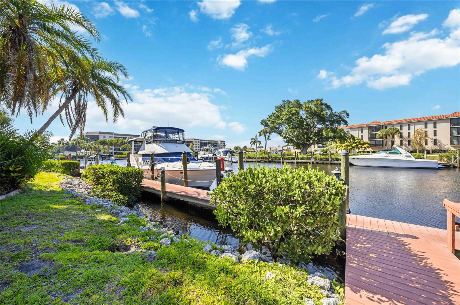 Image 7 of 64 For 25188 Marion Avenue D308