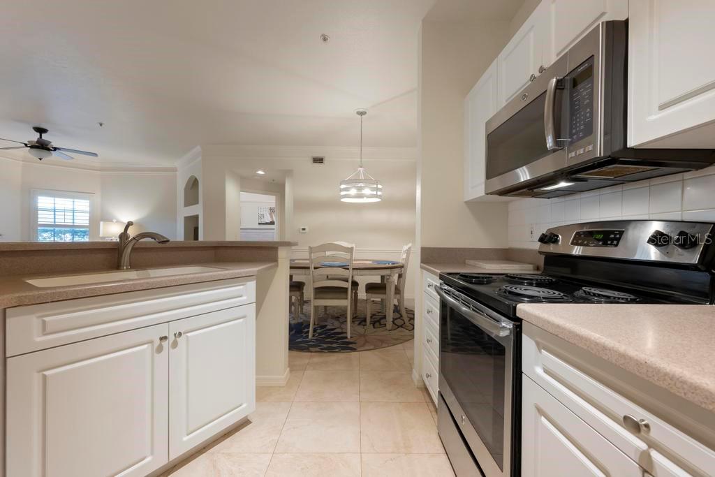 Image 18 of 44 For 5180 Northridge Road 103
