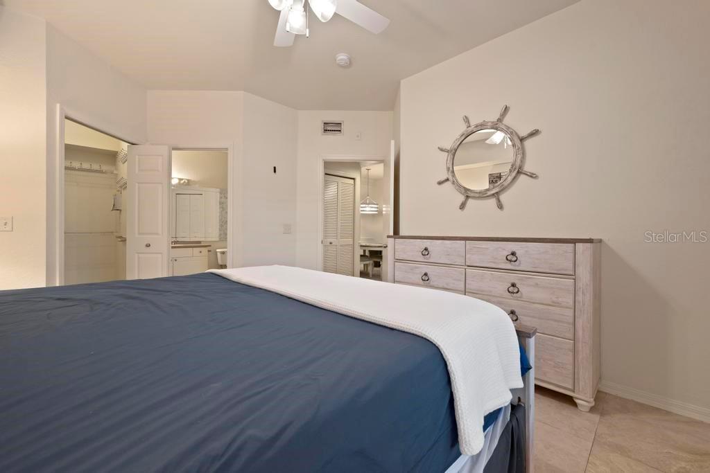 Image 21 of 44 For 5180 Northridge Road 103
