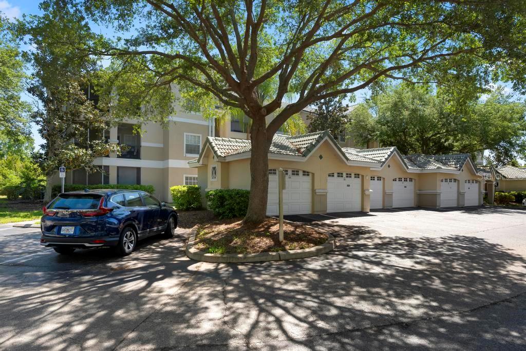Image 4 of 44 For 5180 Northridge Road 103