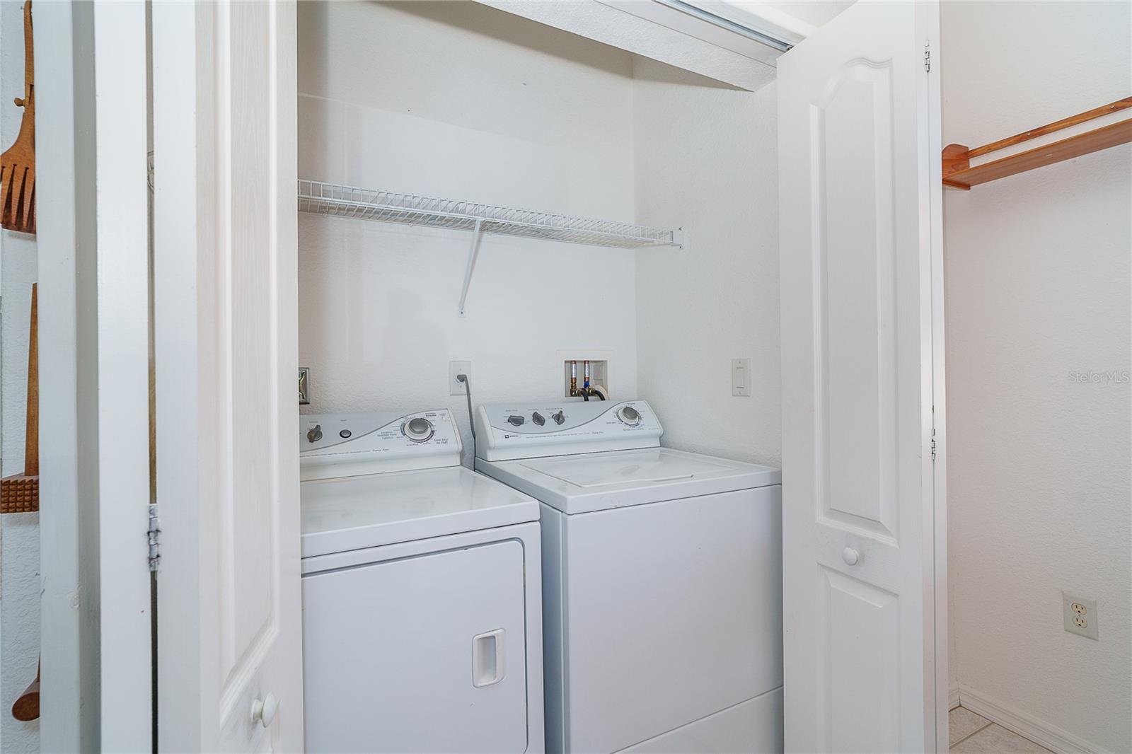 Image 10 of 45 For 8390 Parkside Drive