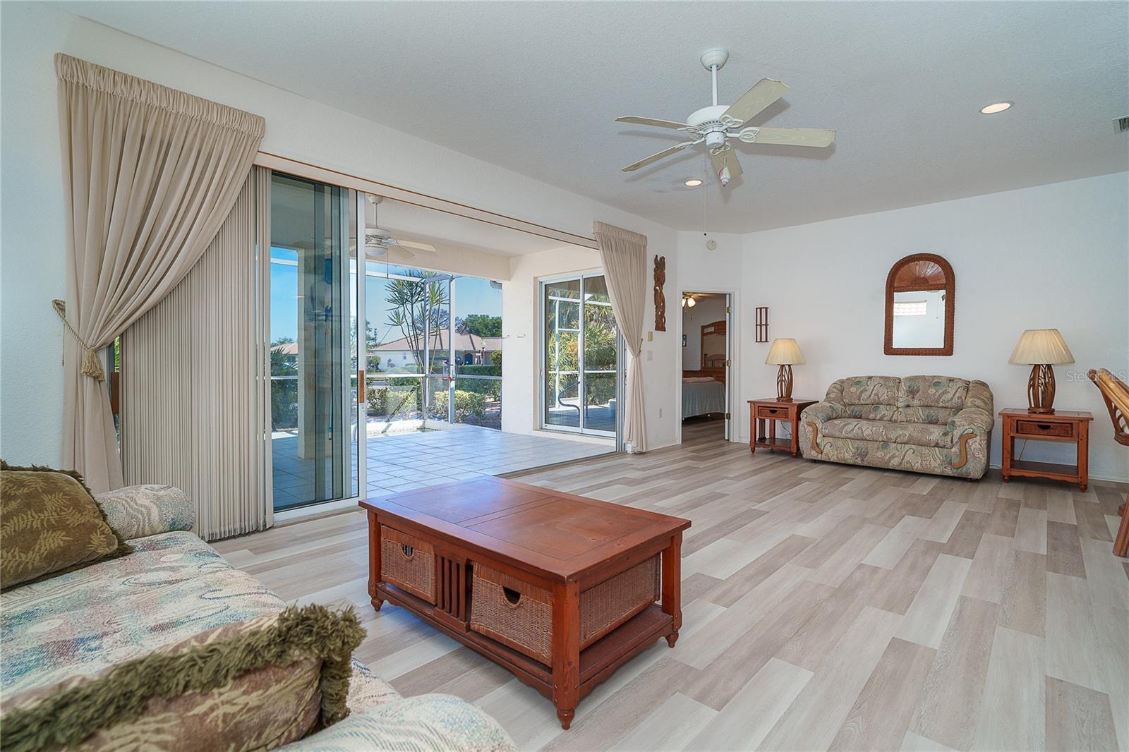 Image 12 of 45 For 8390 Parkside Drive