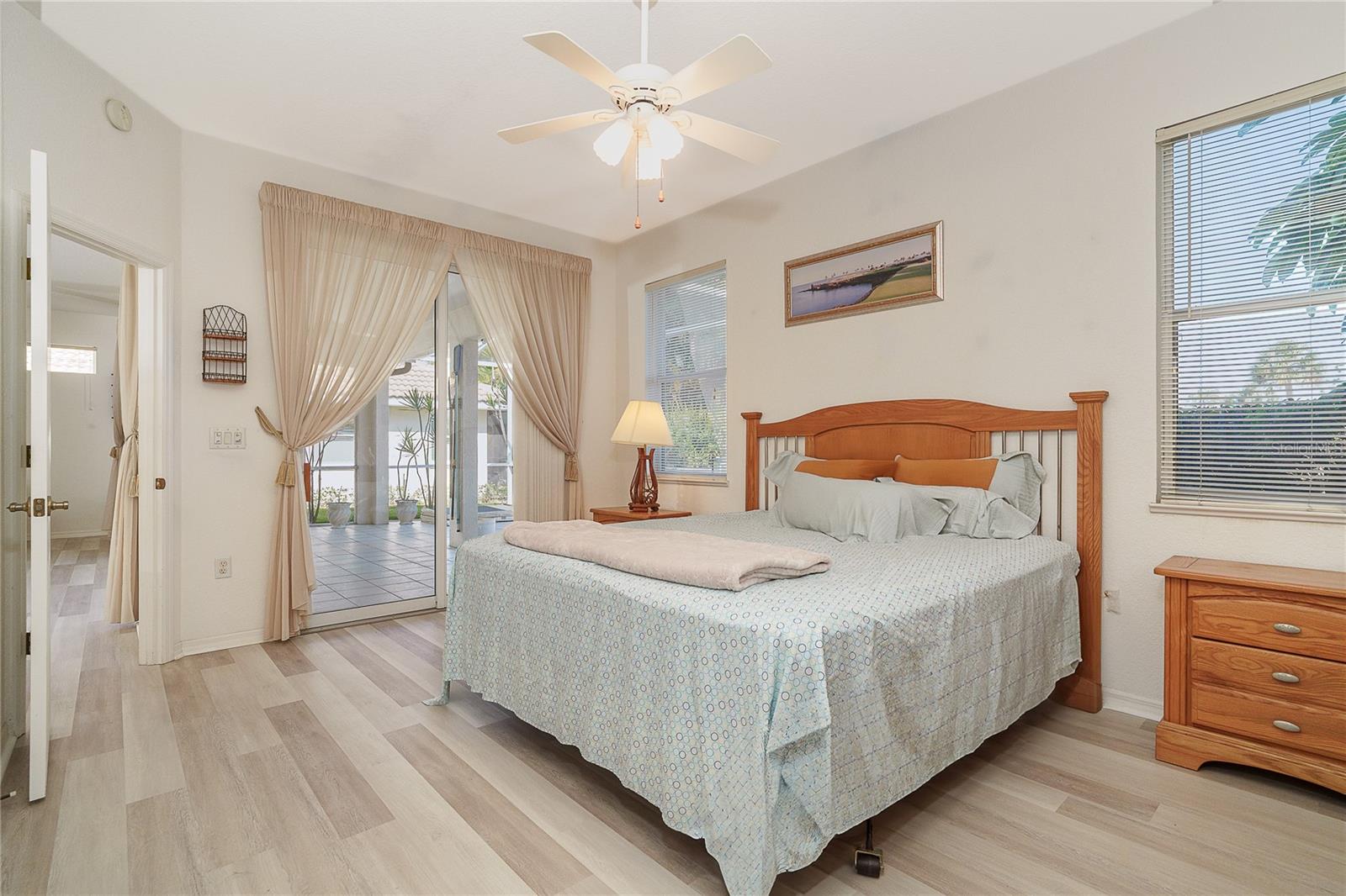 Image 19 of 45 For 8390 Parkside Drive