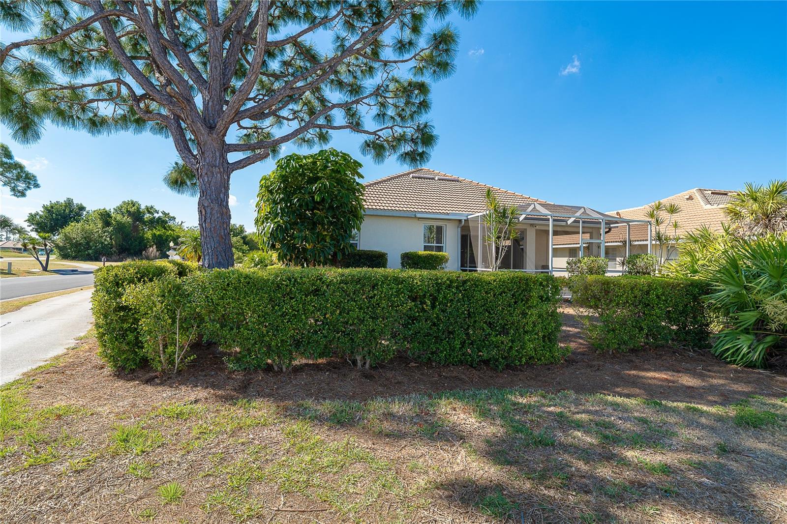 Image 31 of 45 For 8390 Parkside Drive