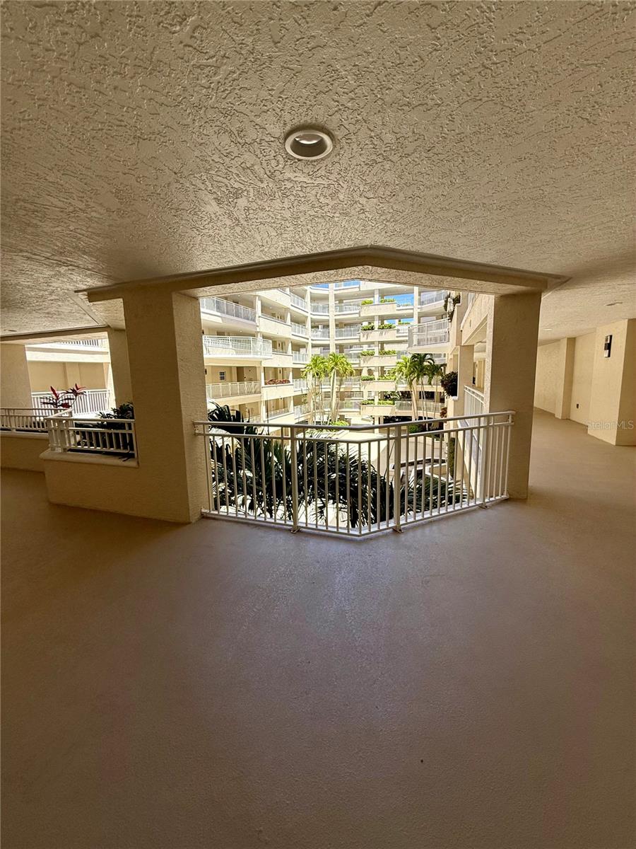 Image 12 of 31 For 3730 Cadbury Circle 528