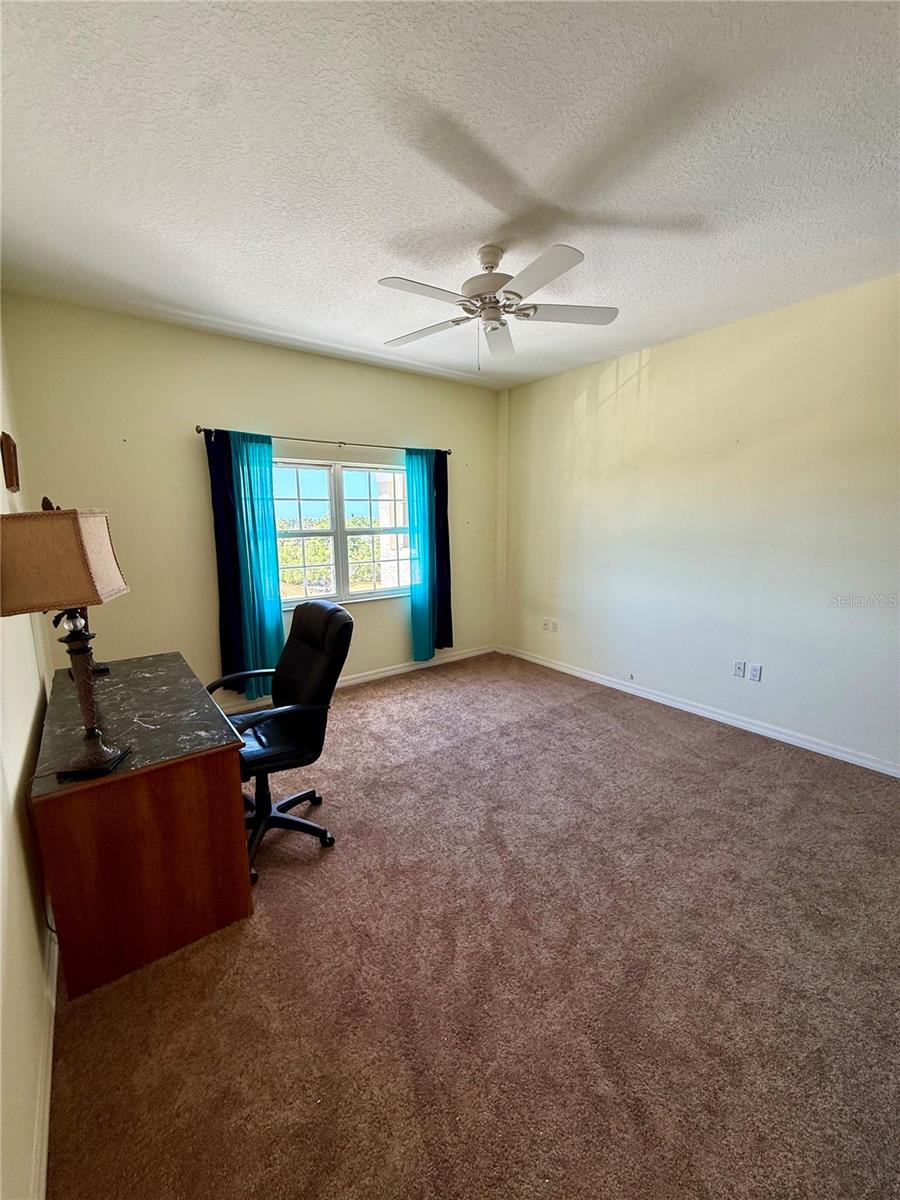 Image 13 of 31 For 3730 Cadbury Circle 528