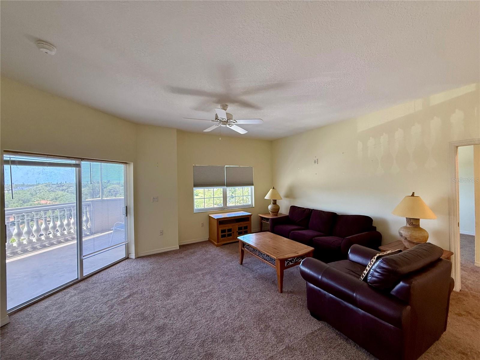 Image 22 of 31 For 3730 Cadbury Circle 528